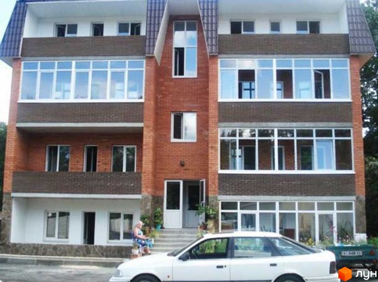 вул. Київська, 45в