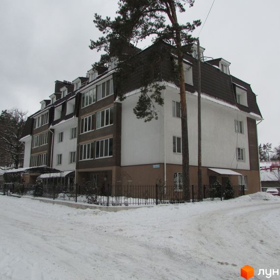 вул. Літературна (Чехова), 24