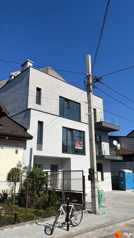 вул. Вербова, 50