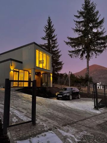 КМ Solomon Residence