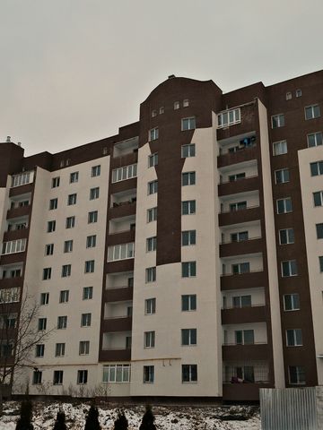 вул. Академіка Сахарова, 14б