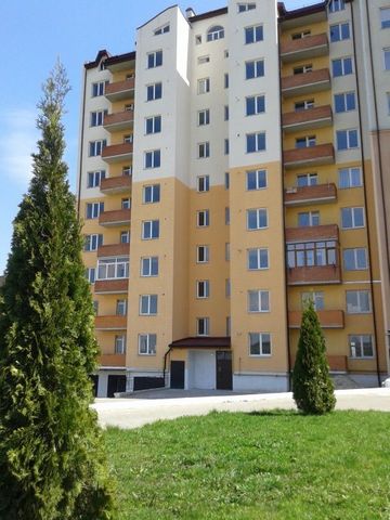 вул. Коновальця, 4а, 4б