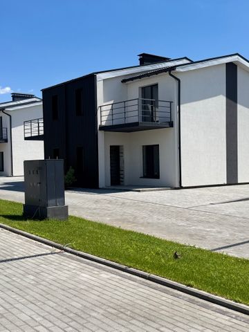 White-Blackie Duplex