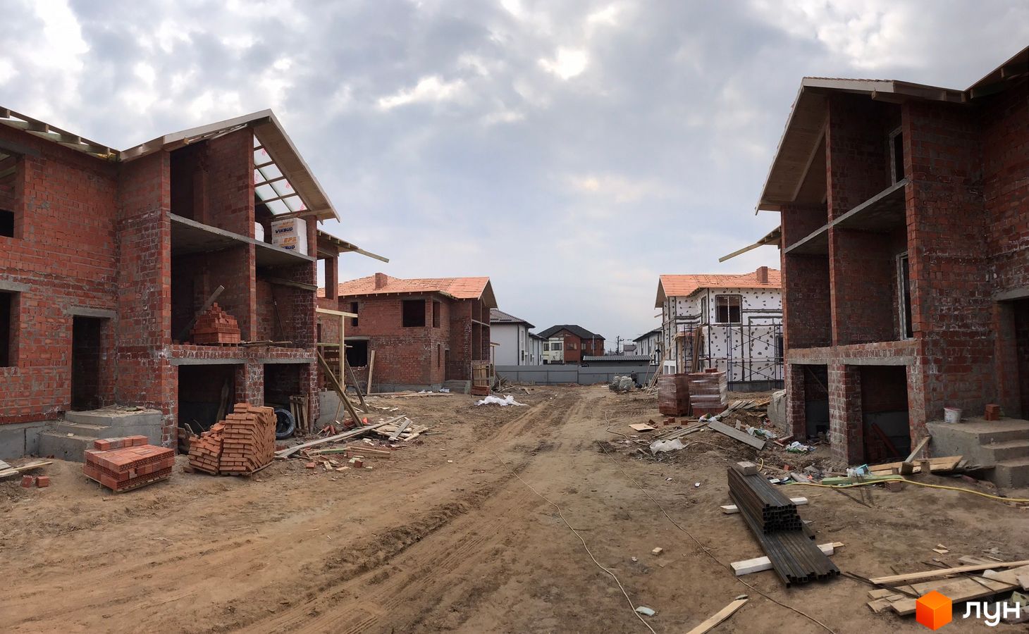Ход строительства Дуплексы «NEW Cottage Residence 5», 0, март 2020