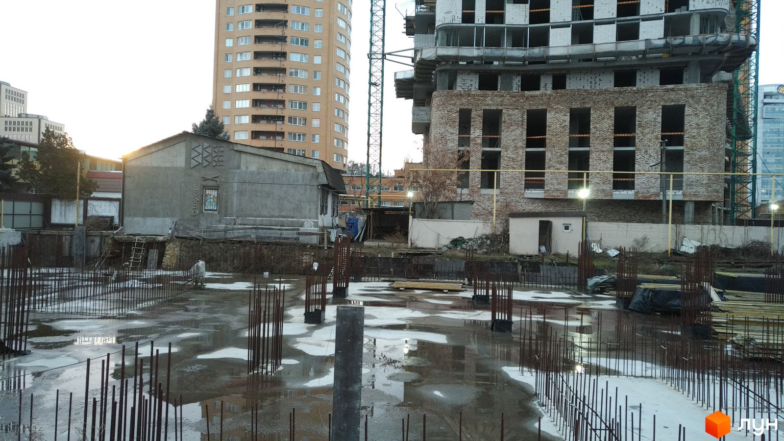 Хід будівництва площа Успенська, 11д, 11к, Будинок, січень 2022