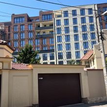 Хід будівництва Пространство на Літературній, секції 3-4, червень 2025
