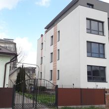 Хід будівництва вул. Назарія Яремчука, 42, Будинок, вересень 2025