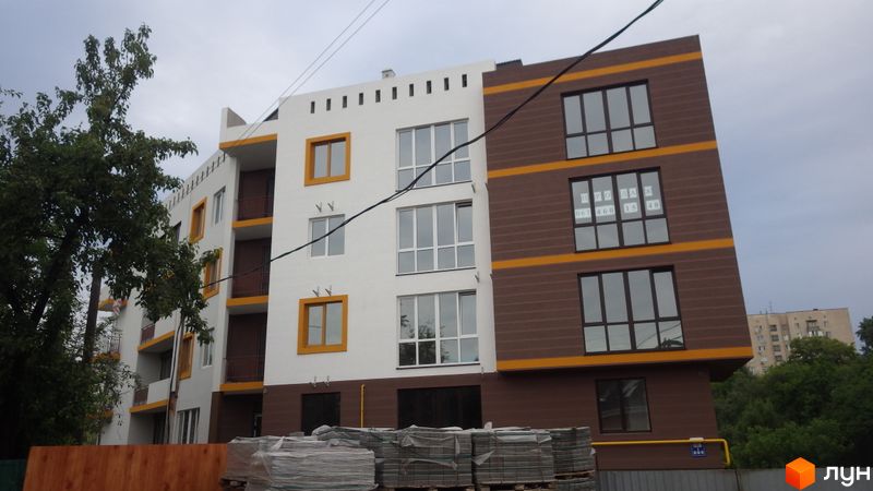 Хід будівництва Клубний будинок „Чорногорія“, , травень 2015