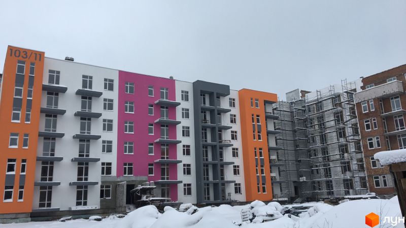 вул. Соборна, 103/11, 103/15