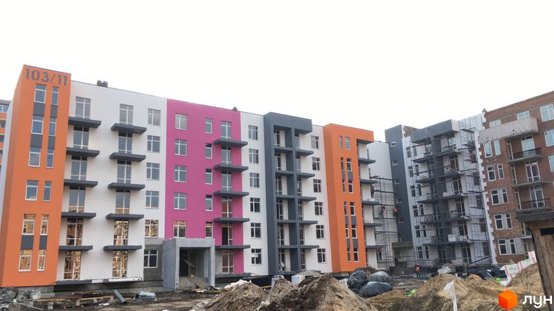 вул. Соборна, 103/11, 103/15