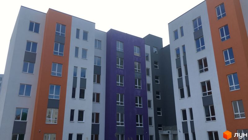 вул. Соборна, 103/16