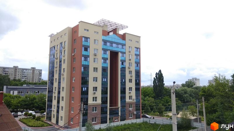 Ход строительства ЖК Изумрудный город, 1 дом (ул. Клинская, 1, корпус 2), июнь 2021