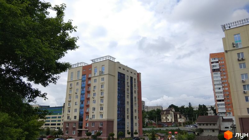 Ход строительства ЖК Изумрудный город, 1 дом (ул. Клинская, 1, корпус 2), июнь 2021