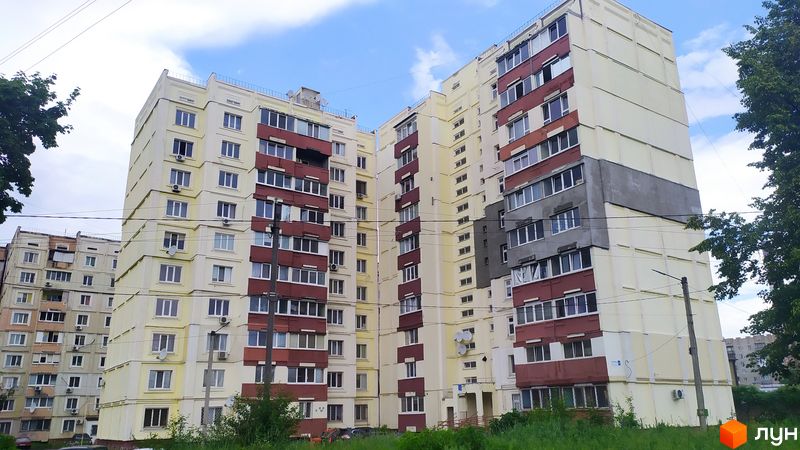 Ход строительства ул. Комарова, Дом, июнь 2021
