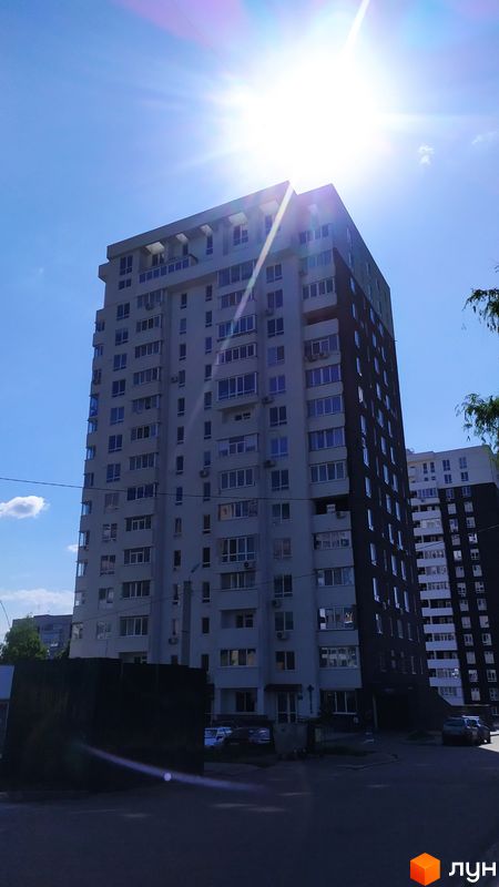 Ход строительства ЖК Одесский, 1 дом (ул. Качановская, 19), июнь 2021