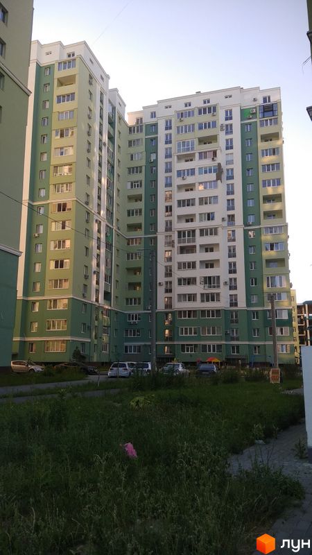 Ход строительства ЖК Рогатинский, 1-2 дома (ул. Рогатинская Левада, 18, 16), июль 2021