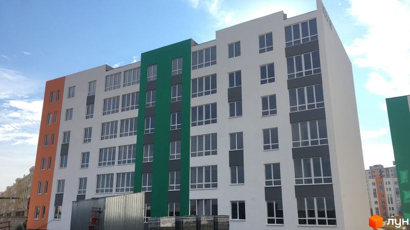 вул. Соборна, 103/18