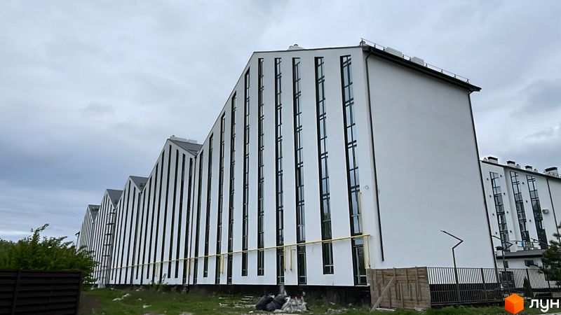 Ход строительства ЖК Aura Center, 6-10 дома, апрель 2024