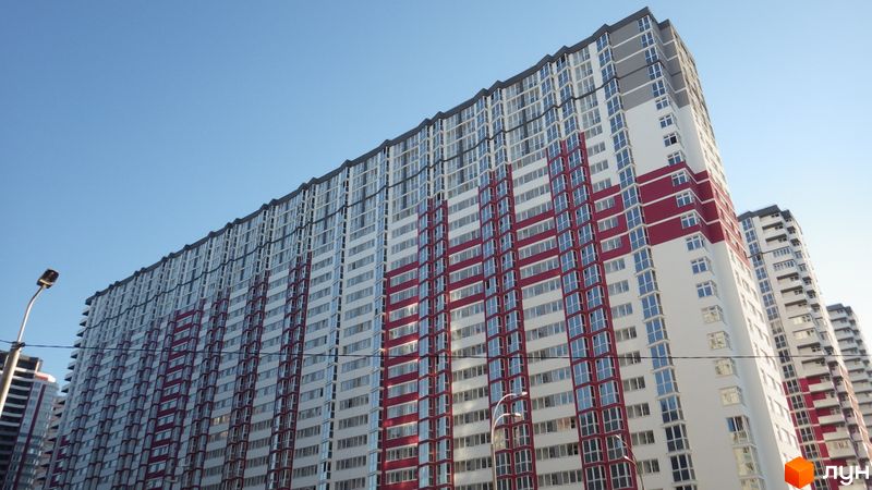 Хід будівництва ЖК Позняки-4а, 5 черга (вул. Драгоманова, 2), серпень 2016