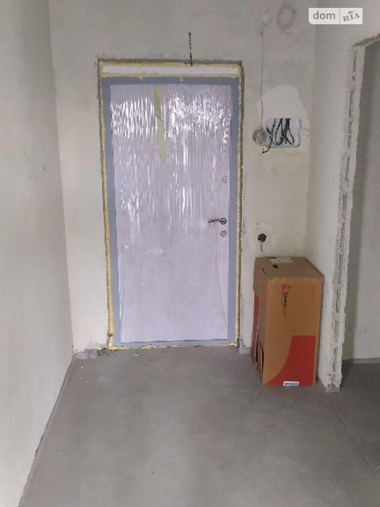 1741602577731001
