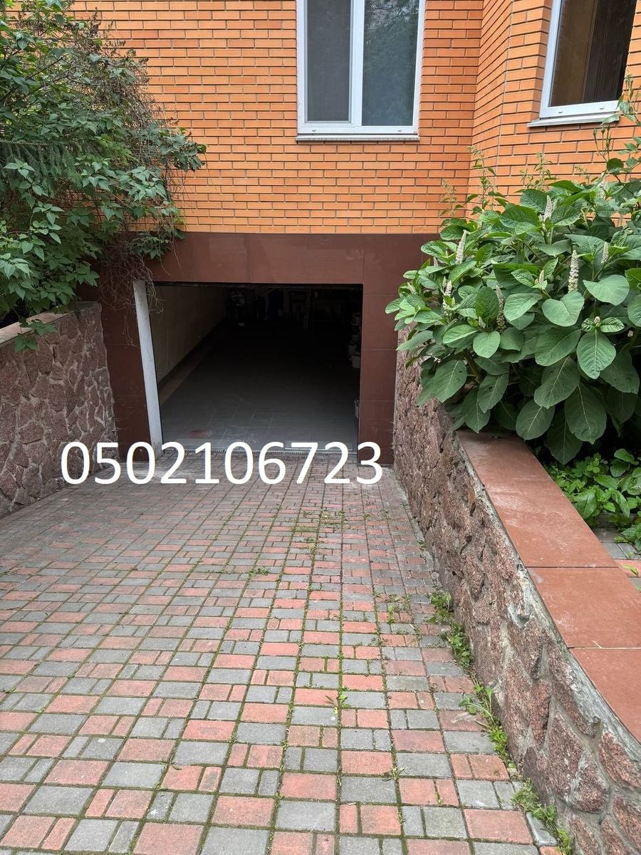 1833893946060001