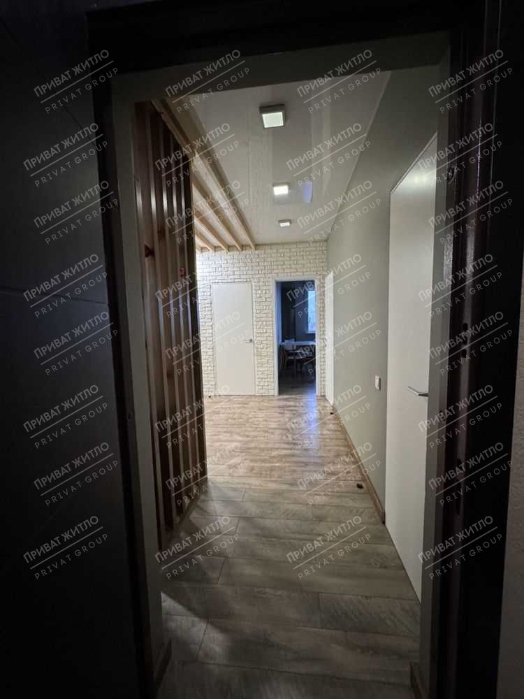 1827020540627010
