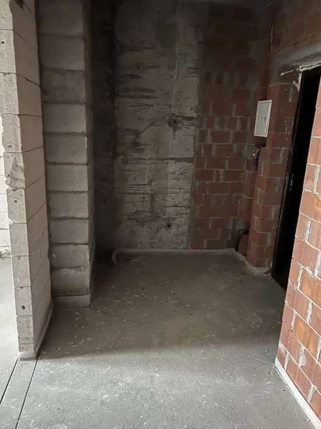 1834586915476010