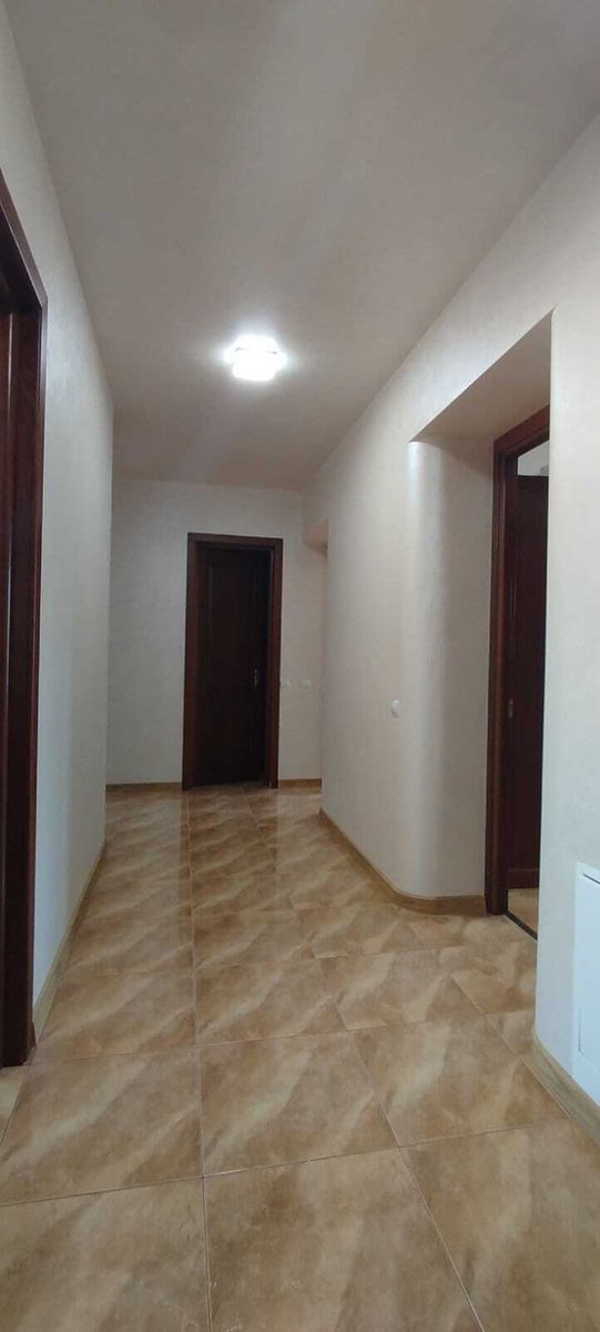1840456566784100