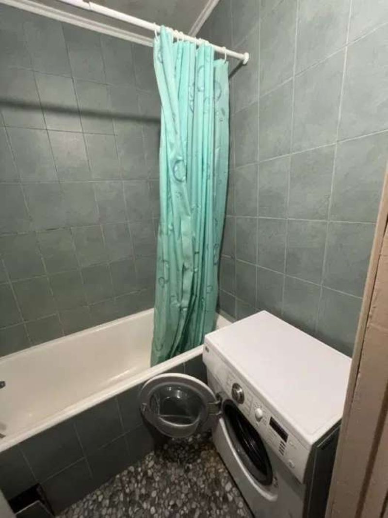 1840783139726100