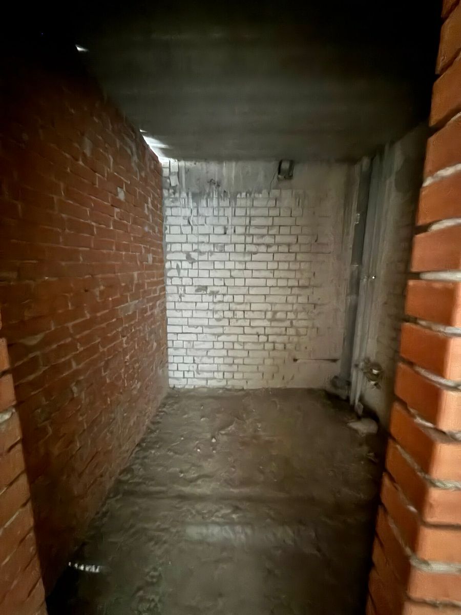 1827956087982101