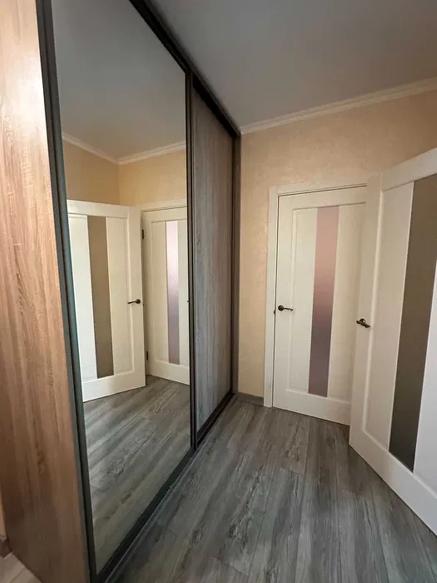 1835713141868103