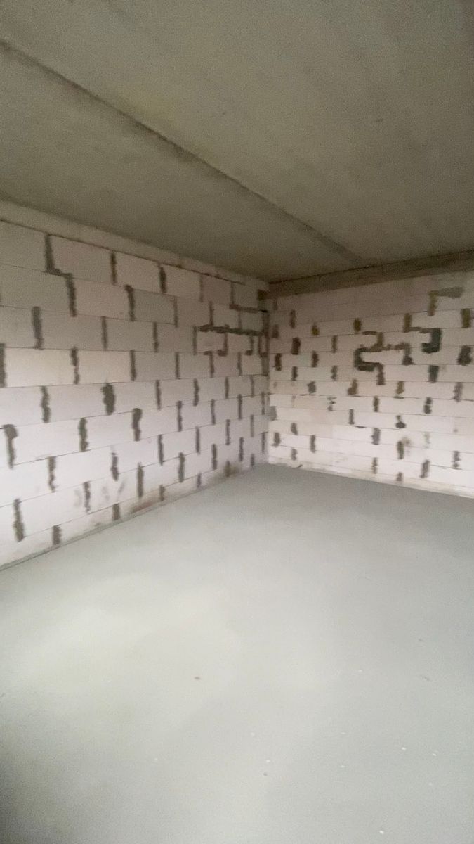 1825564628459104