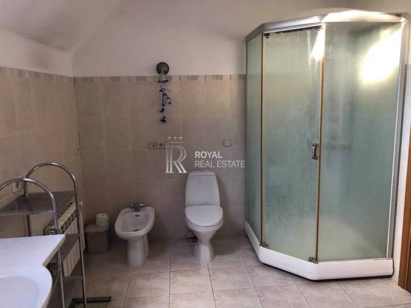 1835709124971106