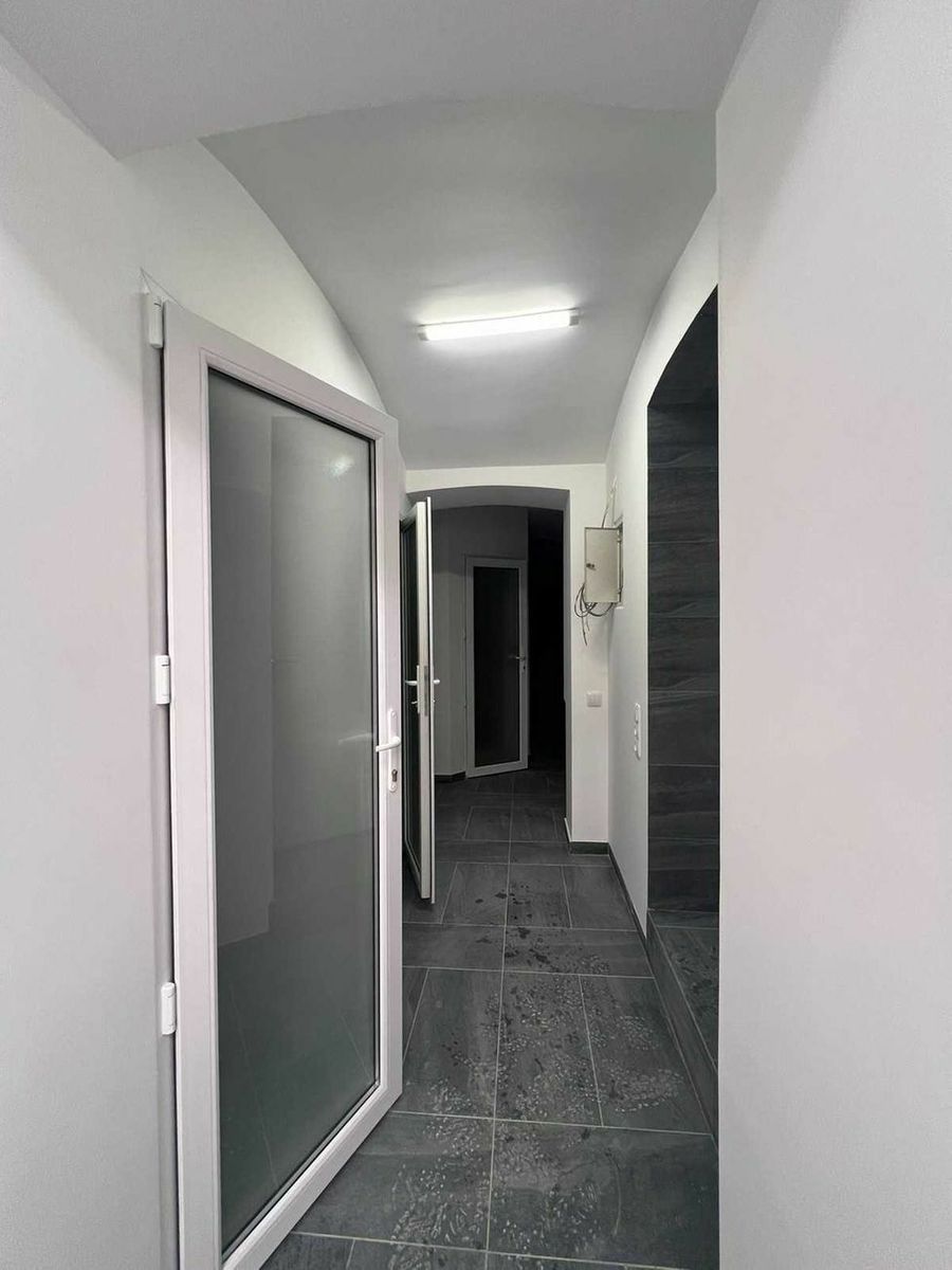 1829464152402107