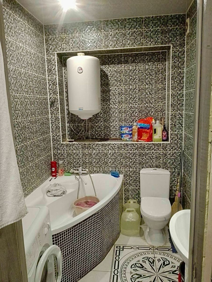 1831465625567108