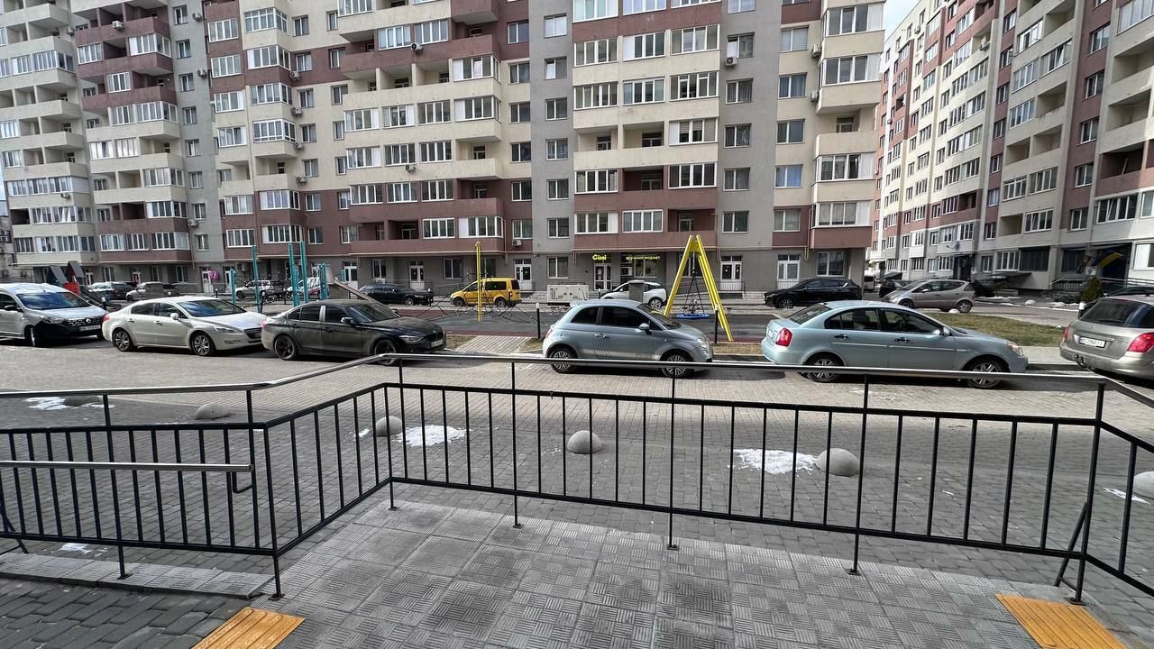 1825840692729011