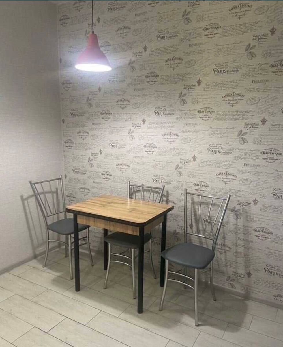 1828276239761011