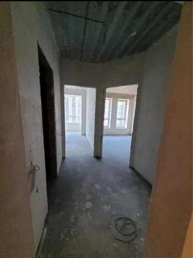 1835171378544110