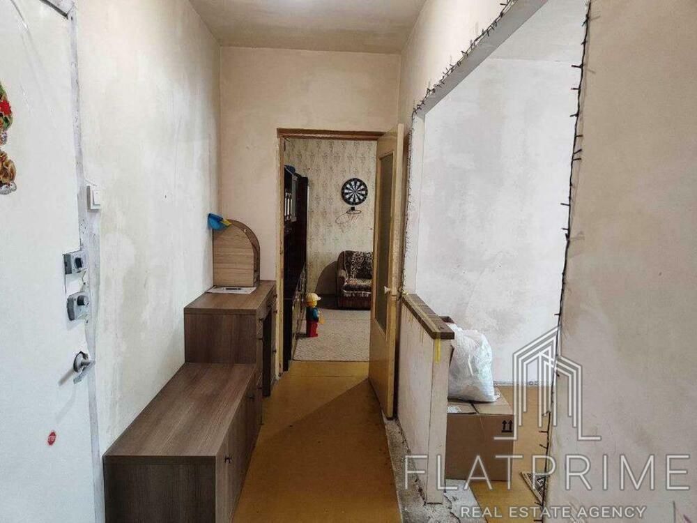1834080854837111
