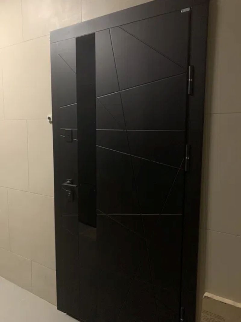 1831365560616112
