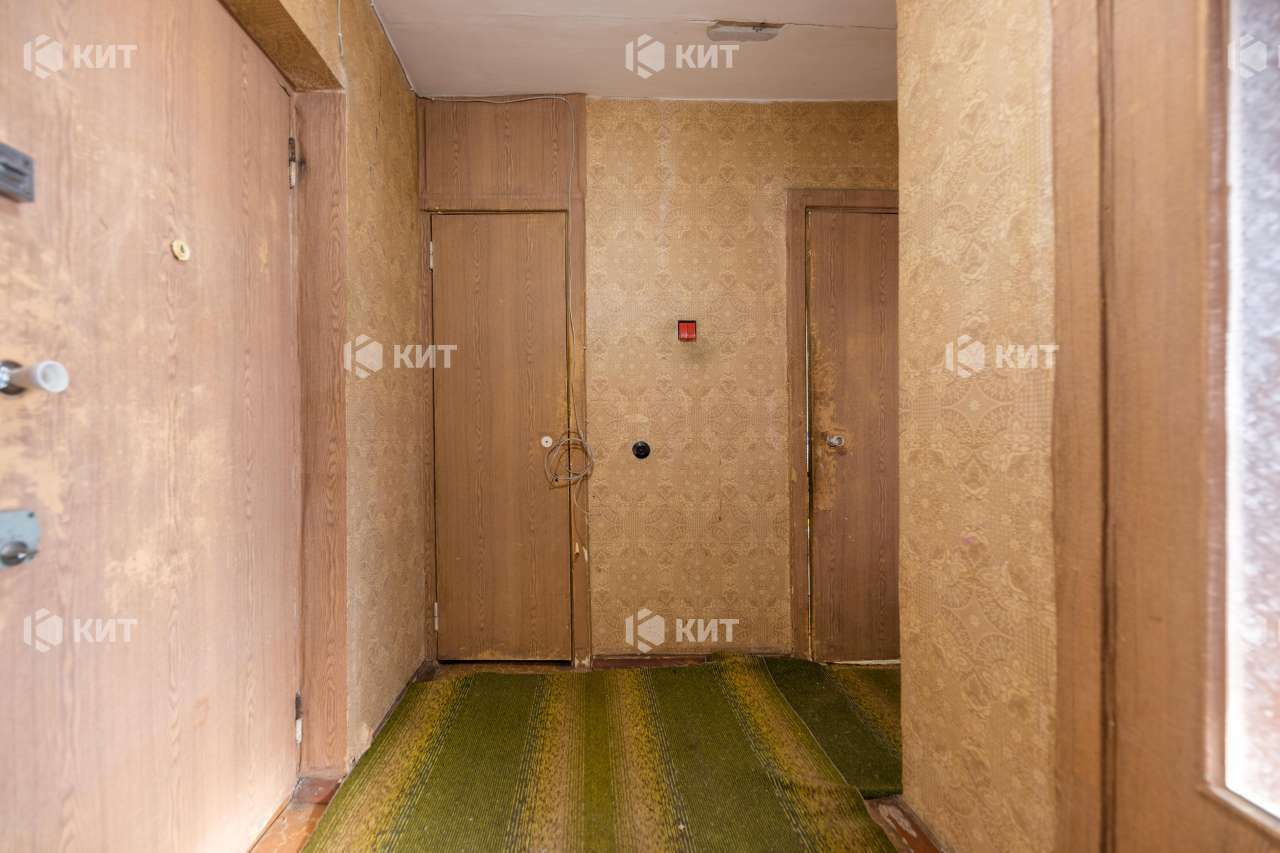 1831624655781112