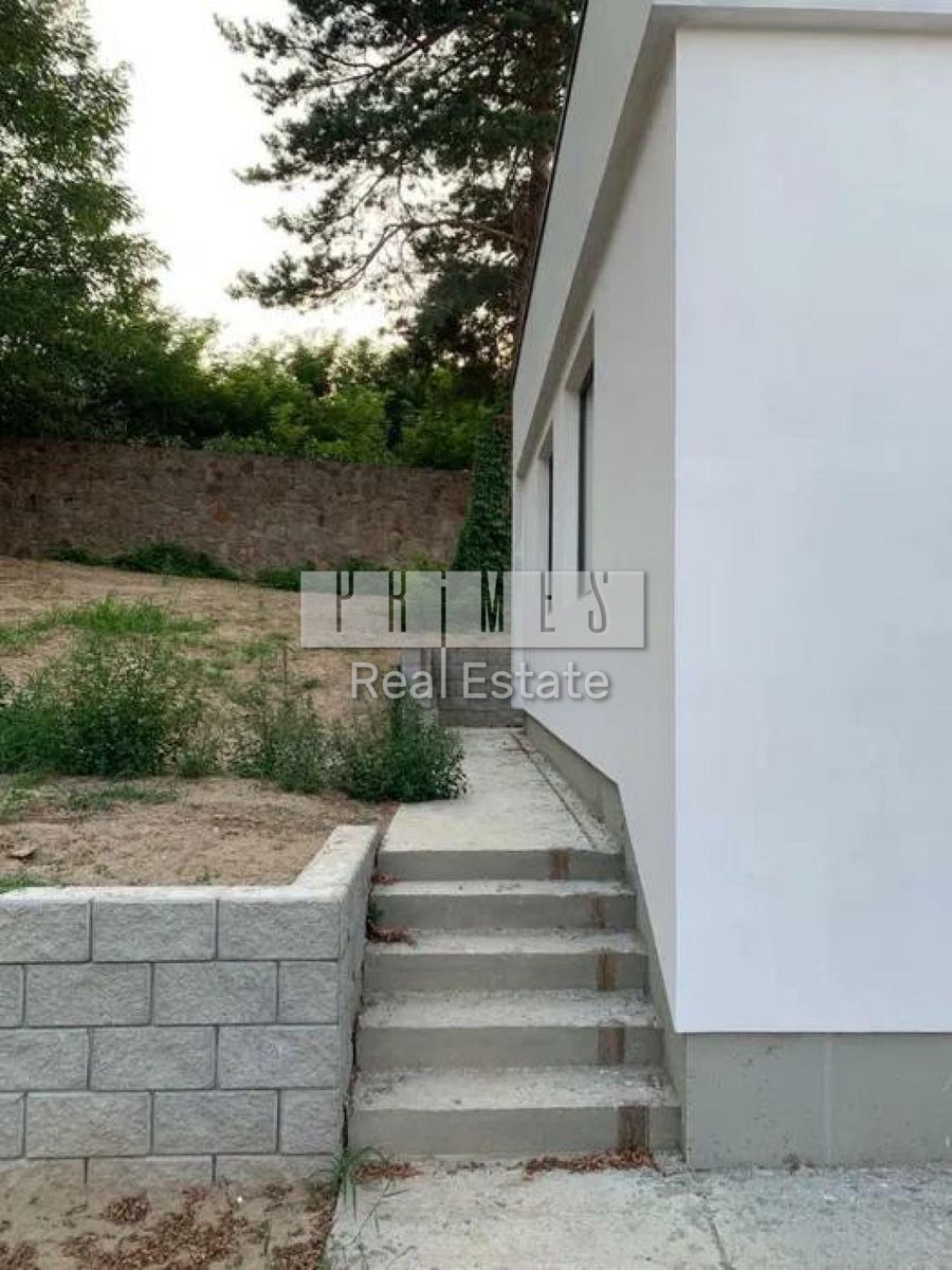 1835355545816112