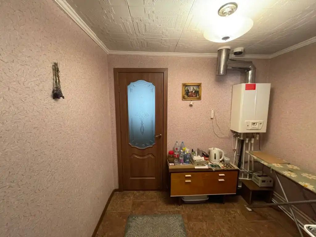 1837724176843112