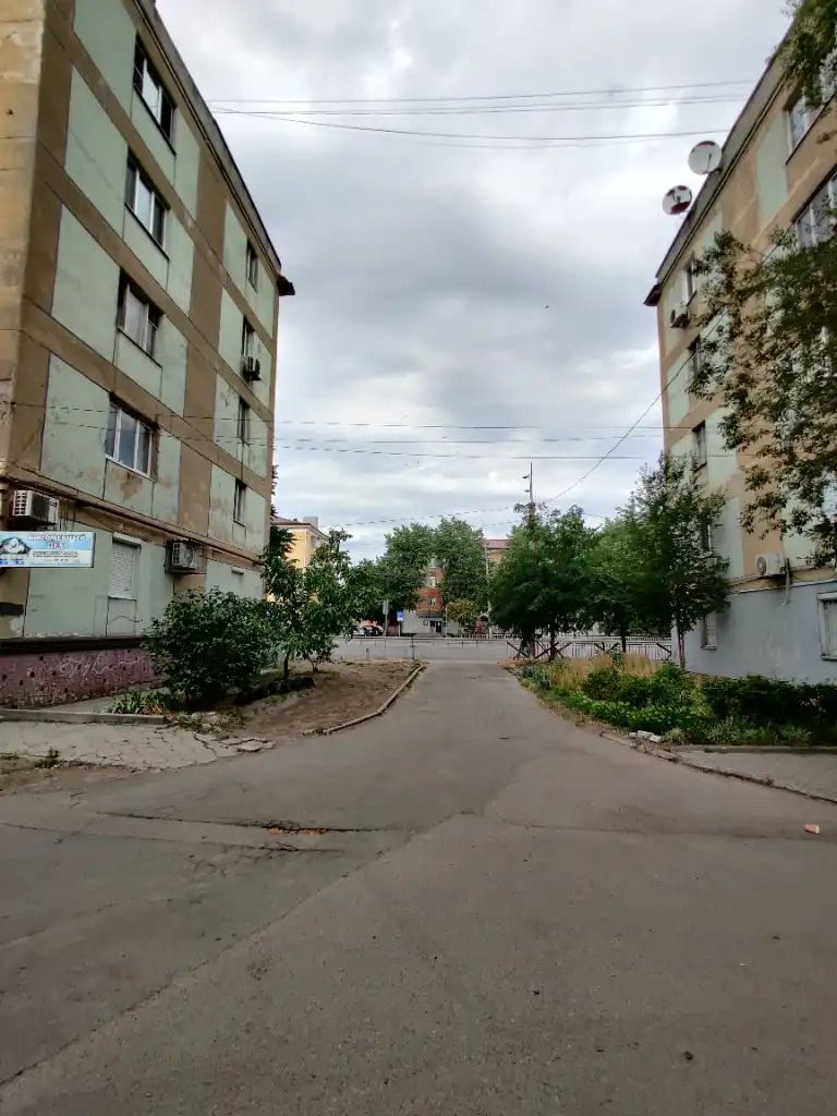 1837977329882112