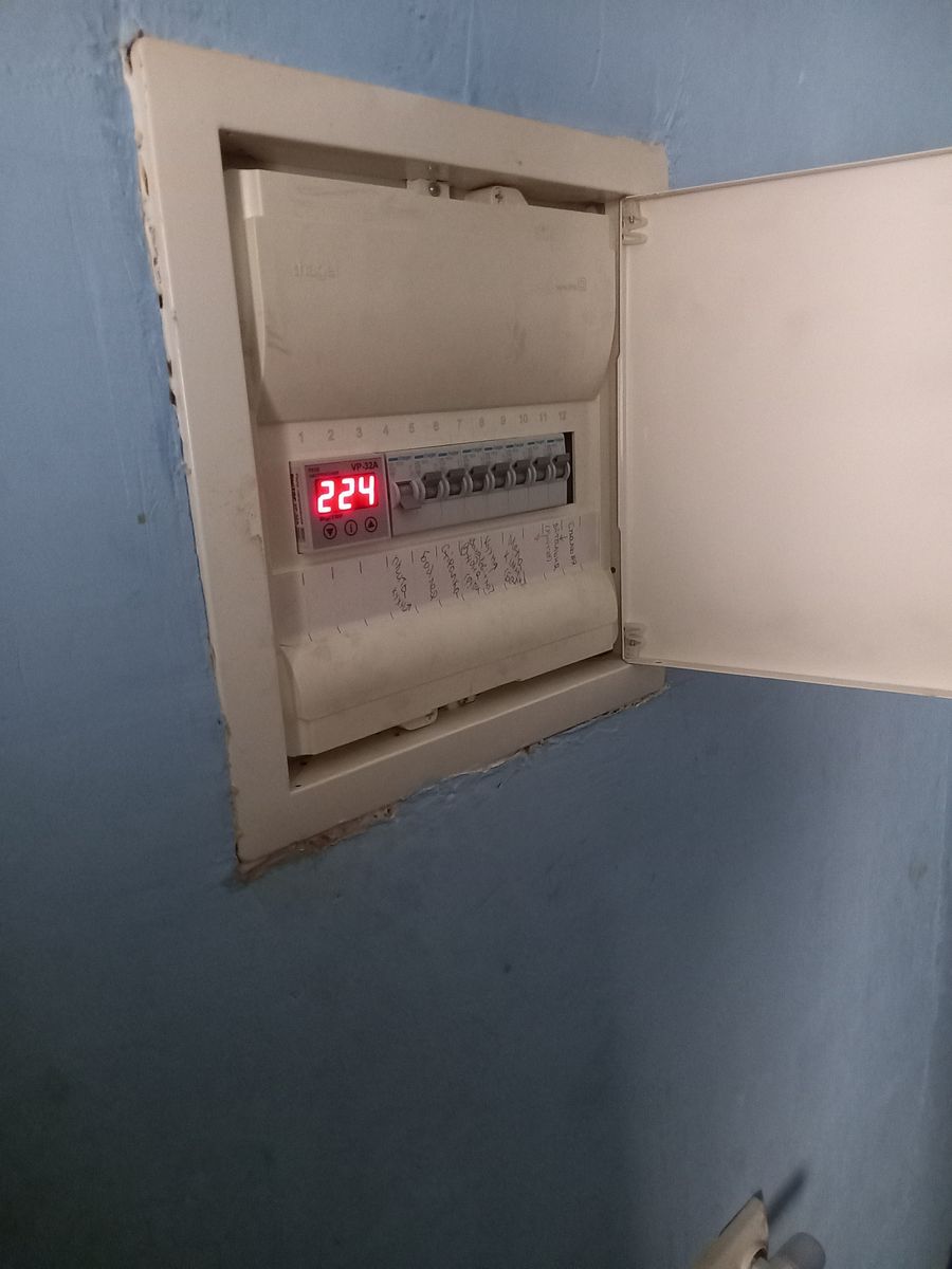 1833259810416113