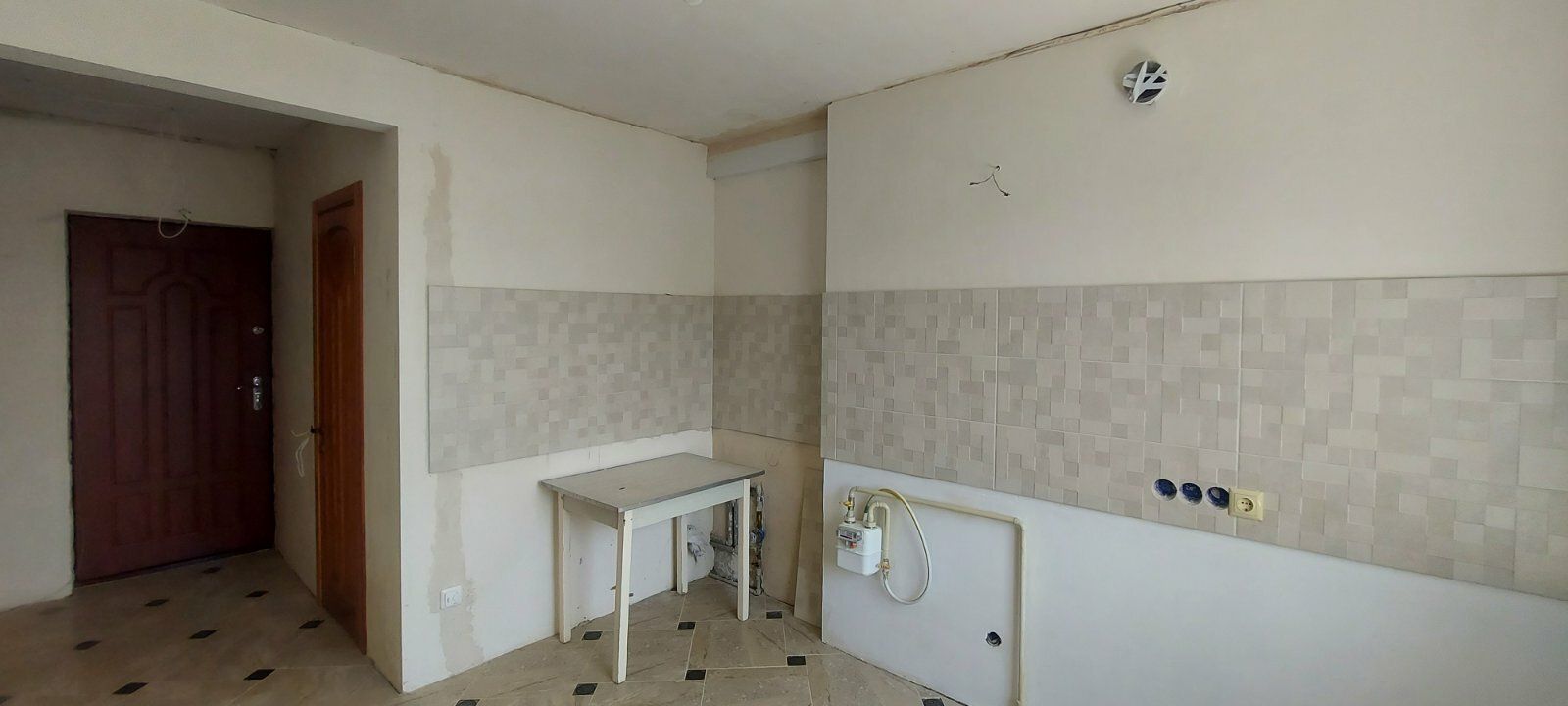 1835364675625113