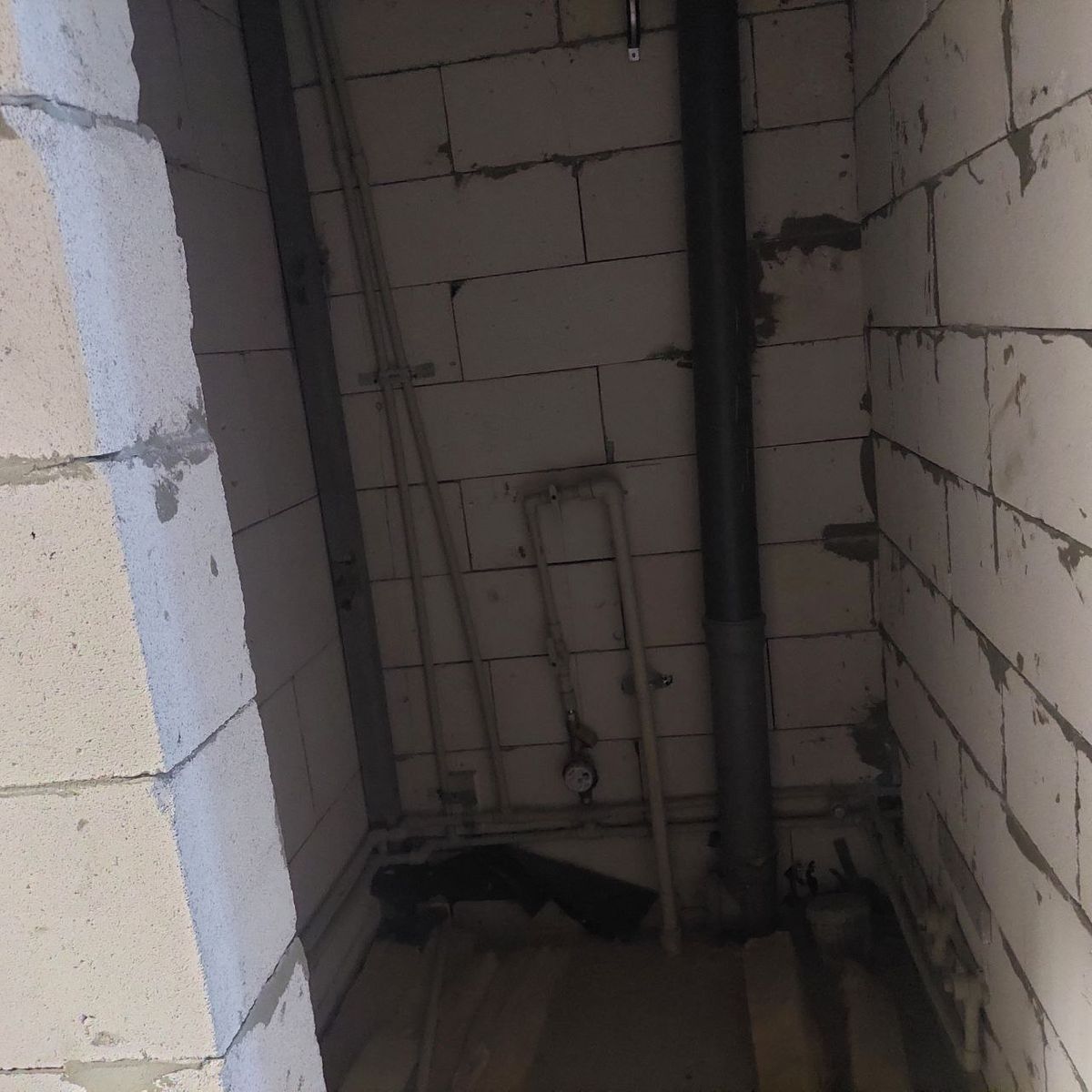 1839183715354114