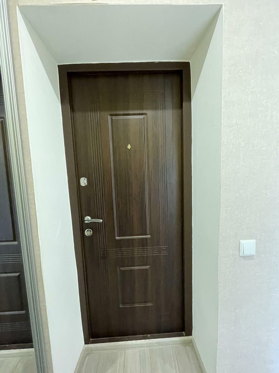 1836378302063115