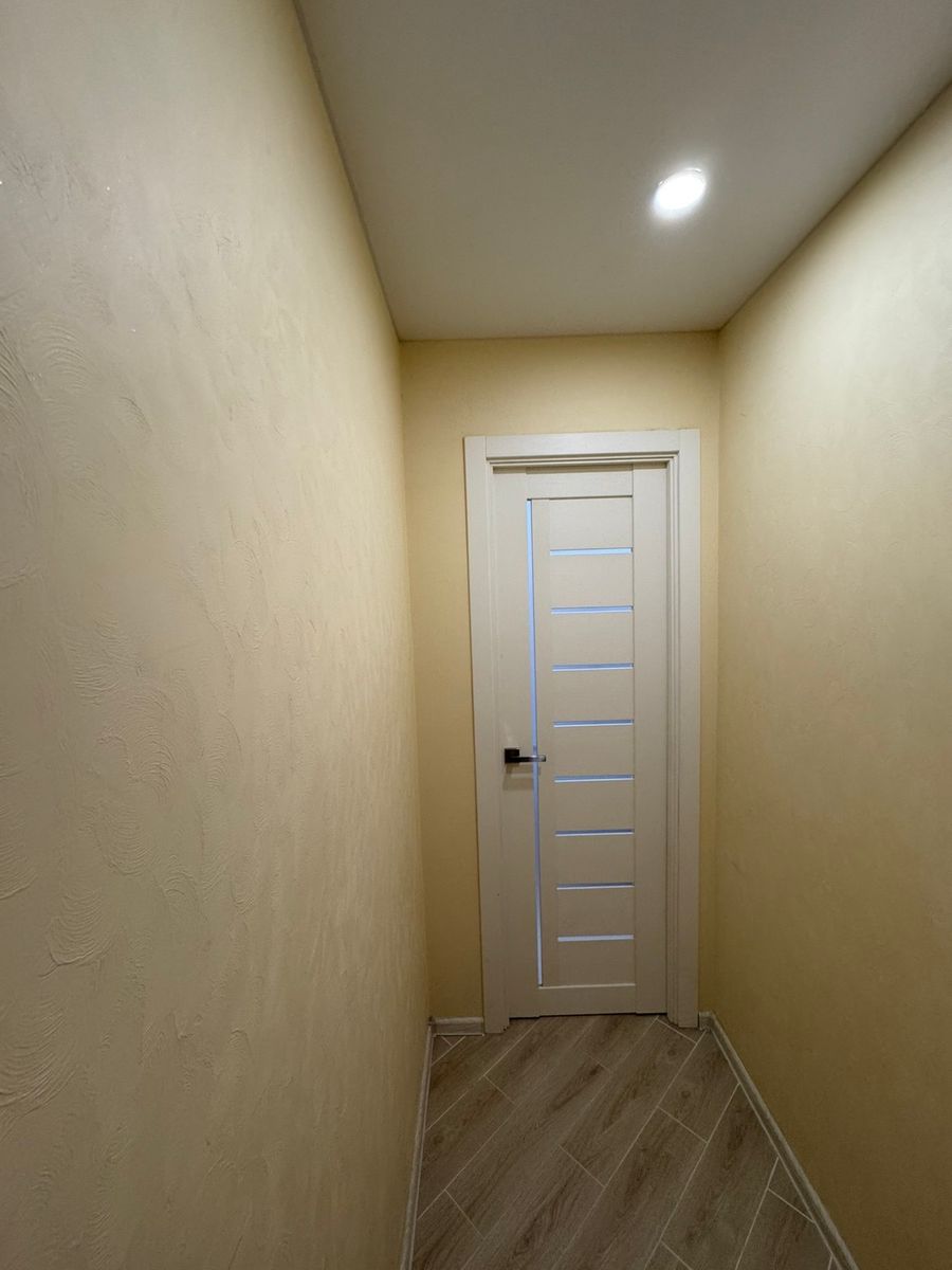 1832543608318117