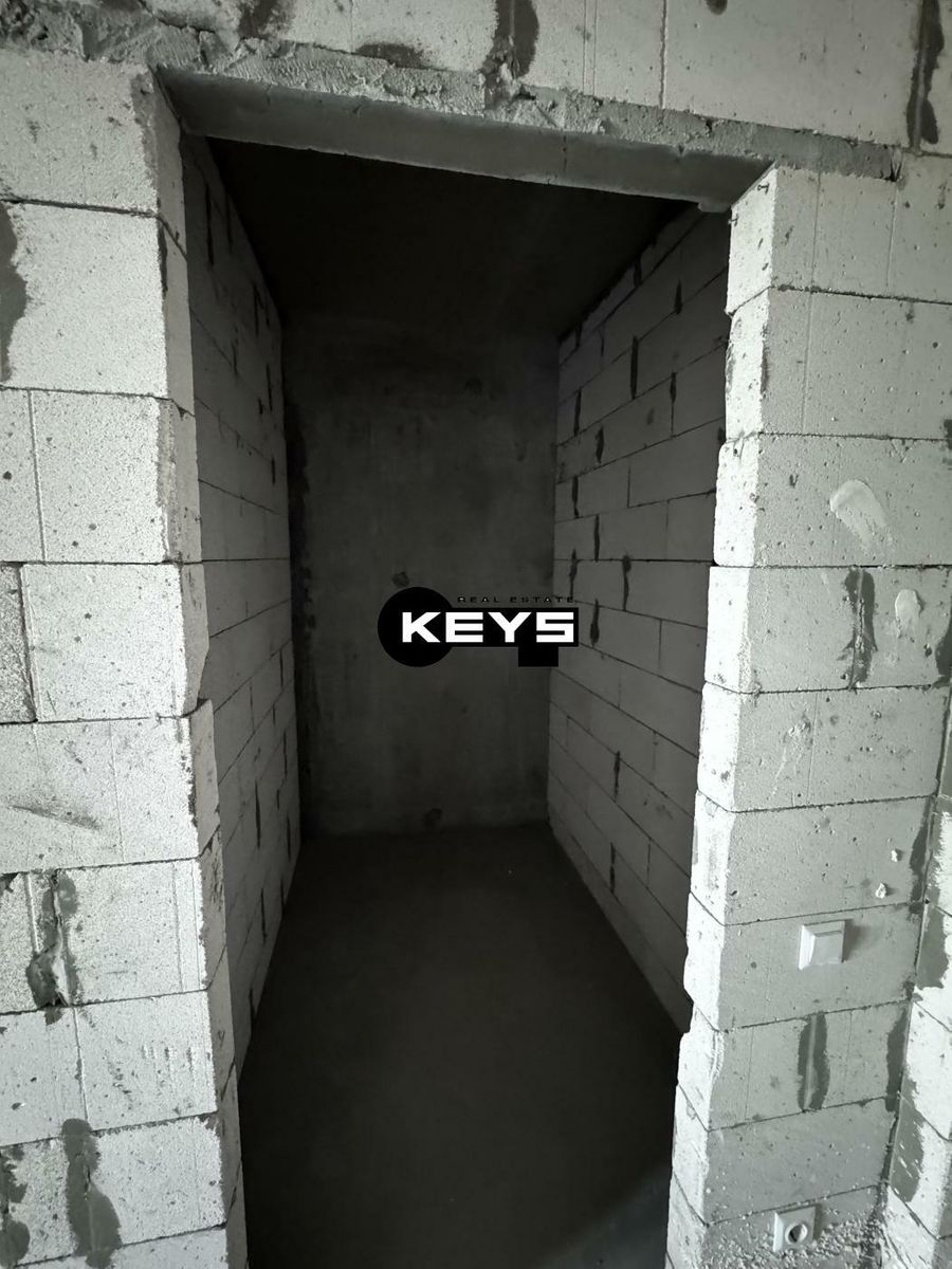 1829484328141118